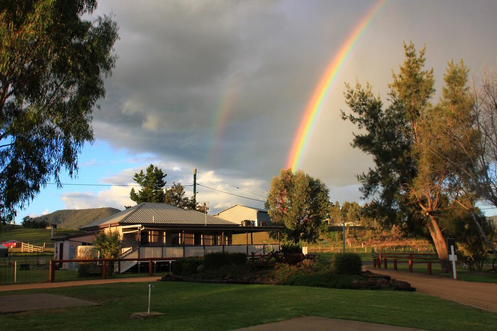 Killarney View Cabins And Caravan Park Exterior photo
